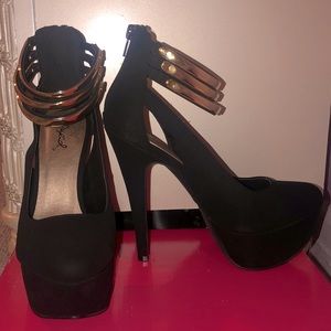 Qupid Suede Heels